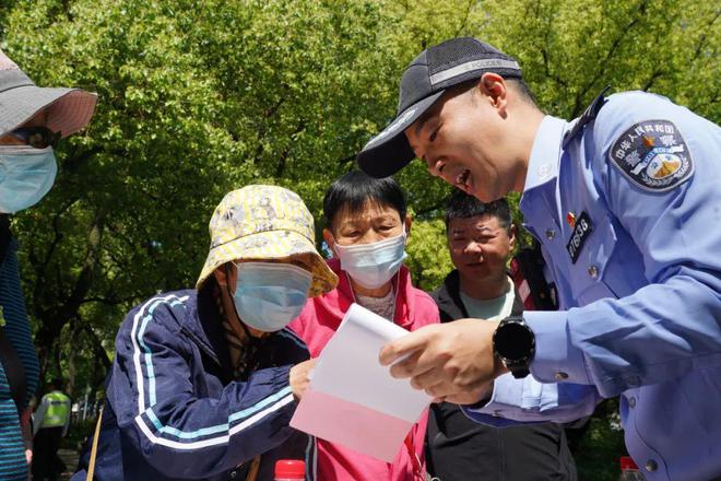 公民参与中虚假信息的挑战和应对